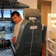 Illustration for article titled Dad of the Year Builds Functional 737 Cockpit in Kids’ Bedroom